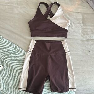 Wilo brown workout set! Size L